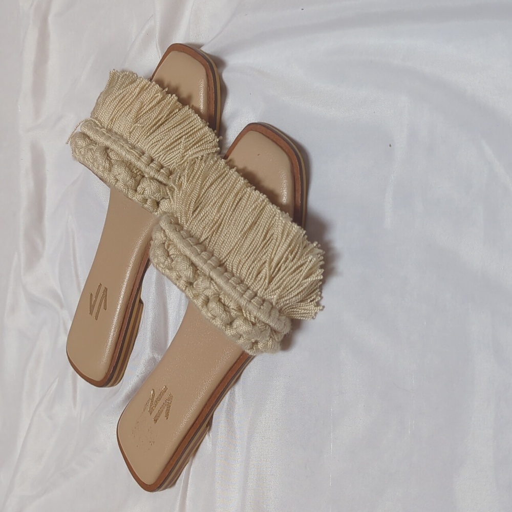 Vida Bohemian Beachy Fringe Neutral Slide Sandals Size 7